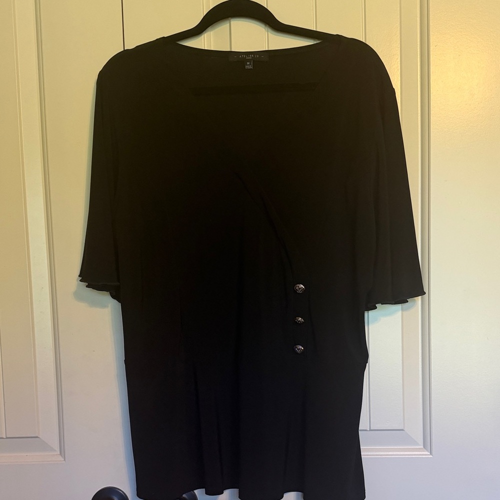 Black women’s Short-Sleeve Shirt with Button Detail